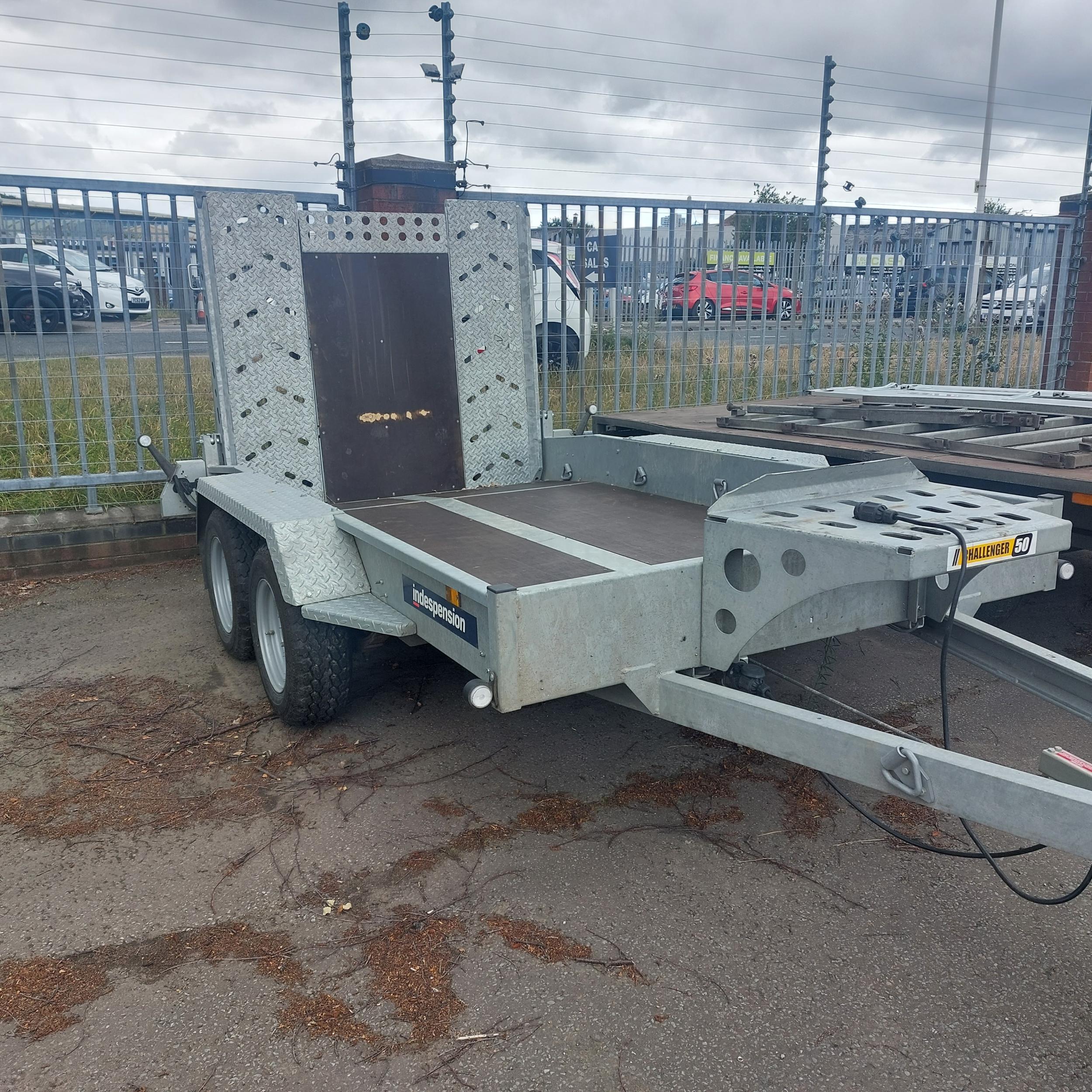 USED Indespension Challenger 50 Beavertail Trailer