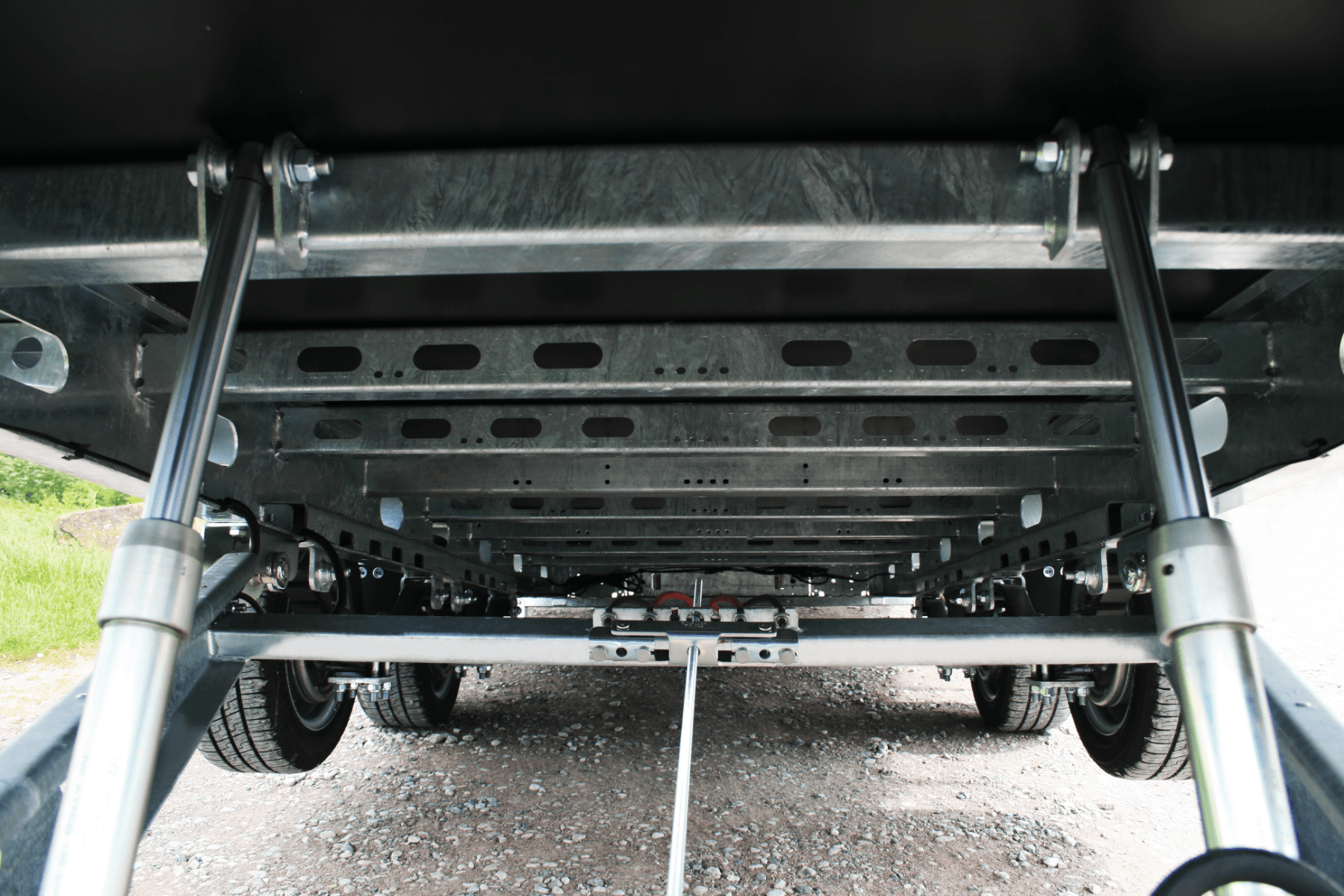 NEW- Indespension U-Tilt Flatbed 14'2" x 6'2" Image 40