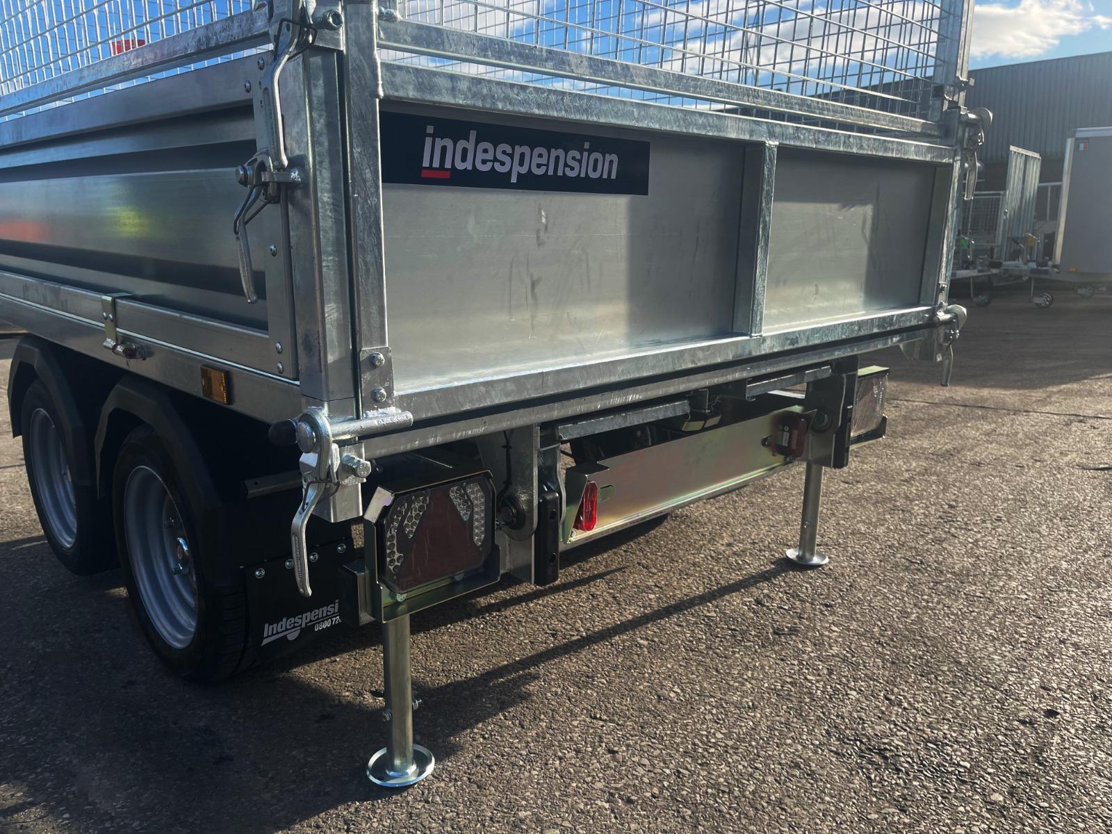 8'1 X 5'3 Electric Rear Tipper Trailer Image 50