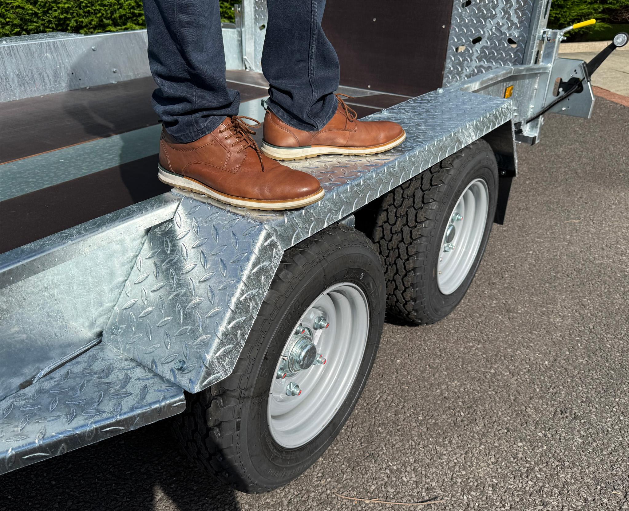 Challenger 50_07.jpg