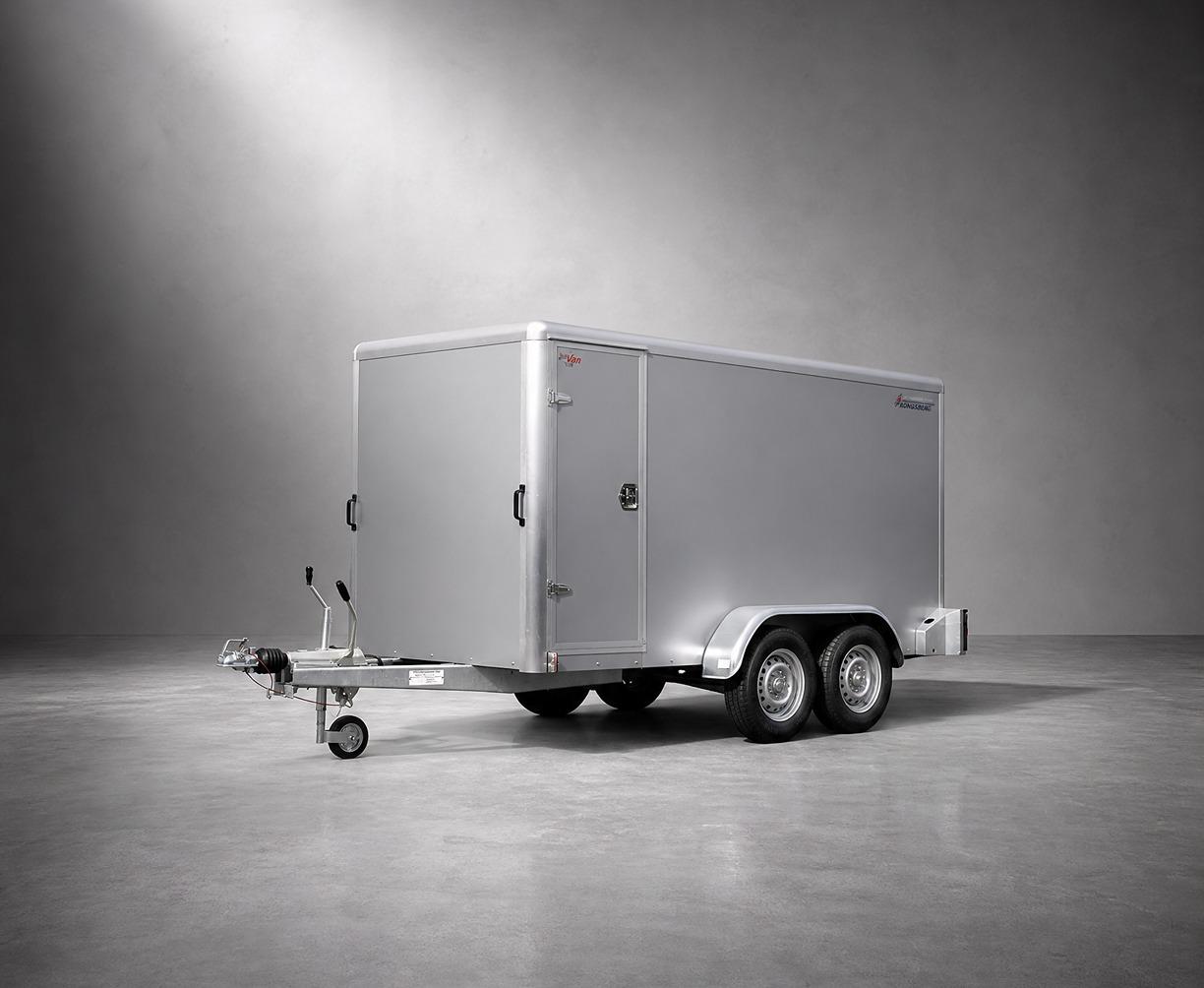 Indespension TAV5 Box Trailer - 2700kg