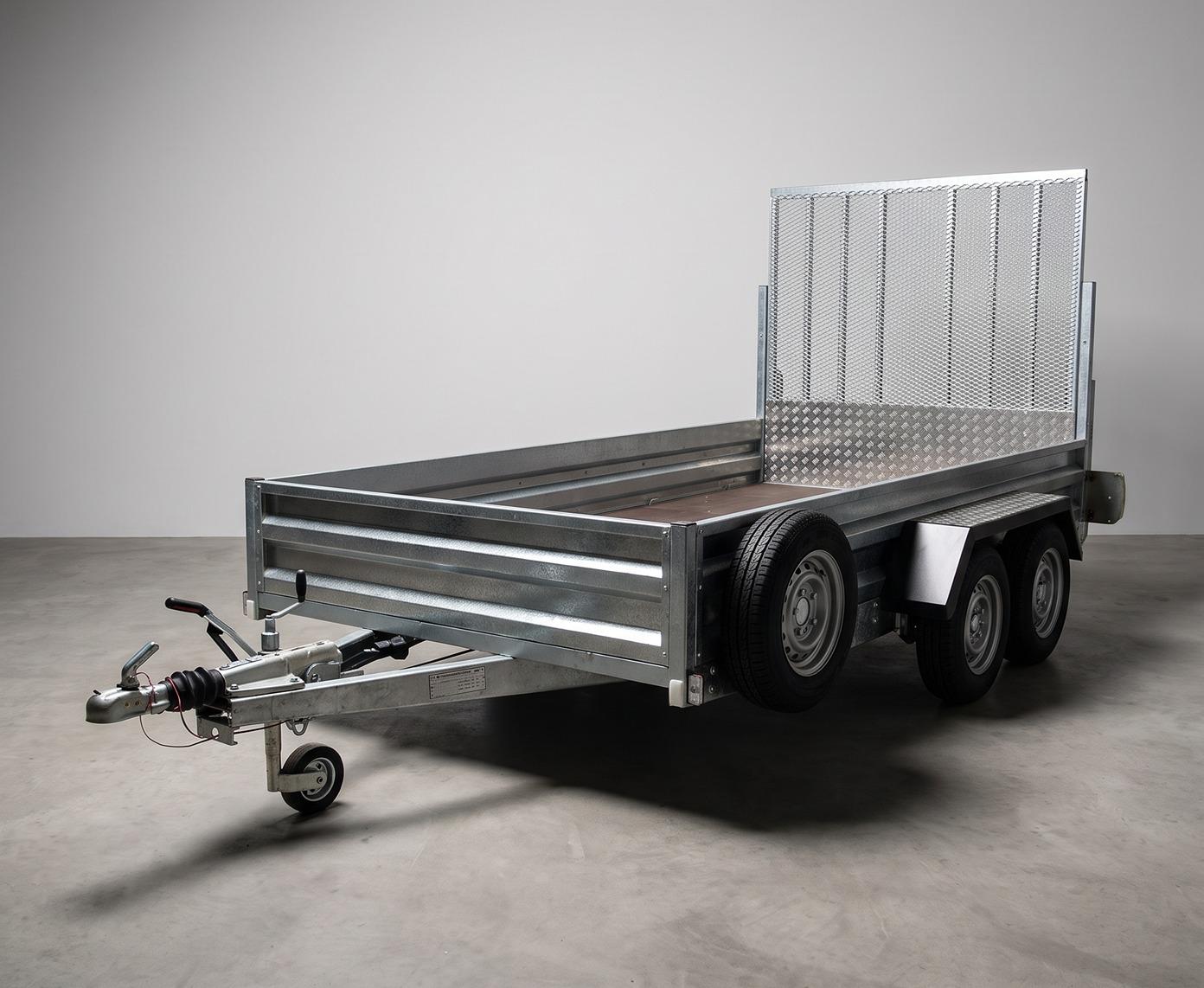 Indespension Braked 12' X 6' Twin Axle Trailer.jpg