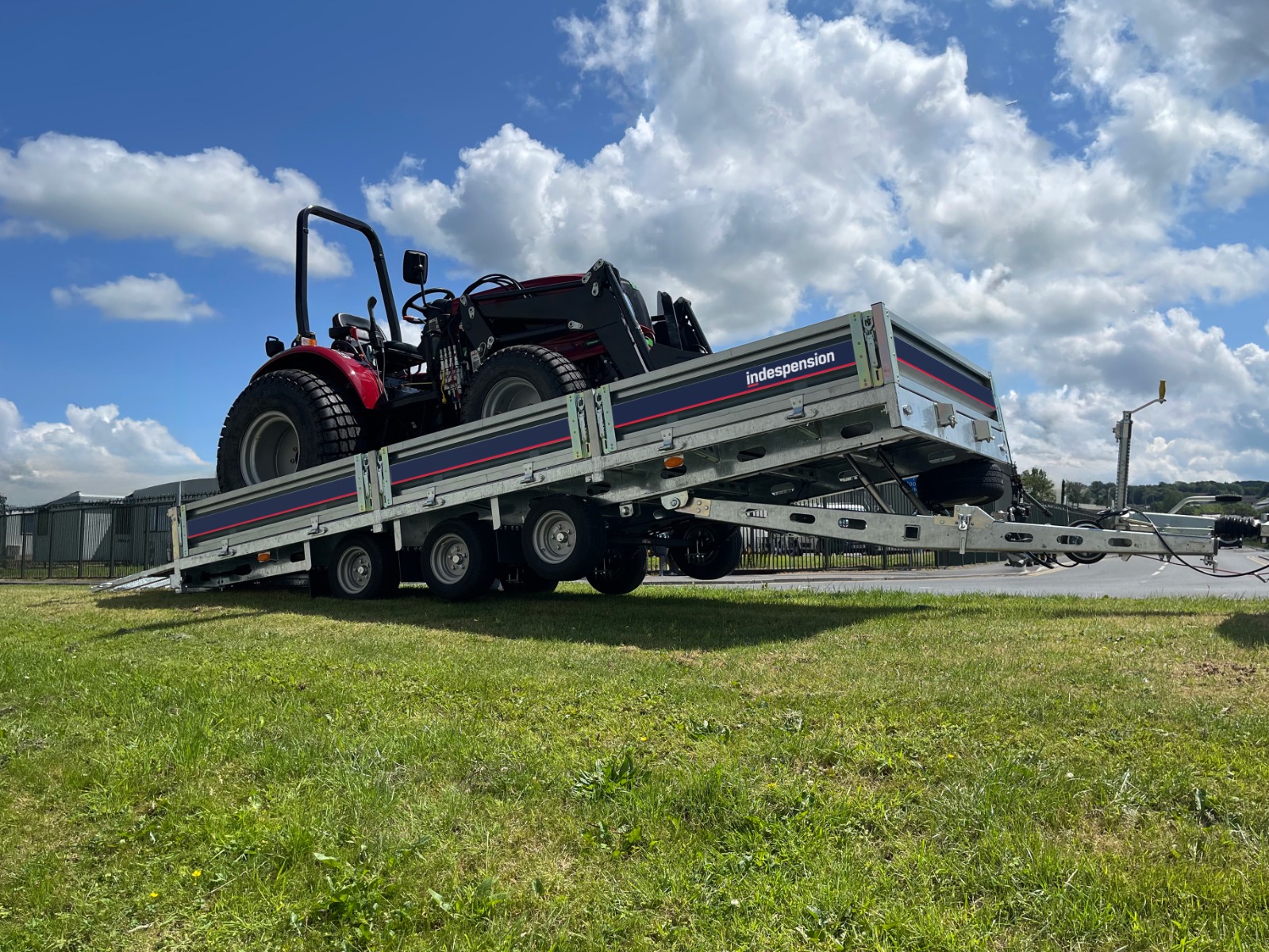 U-Tilt Flatbed Trailer